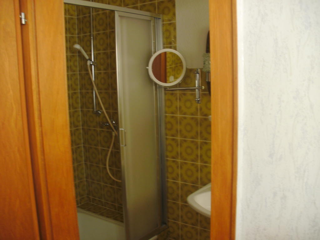 Landhotel Zum Schiff Laurenburg Ruang foto