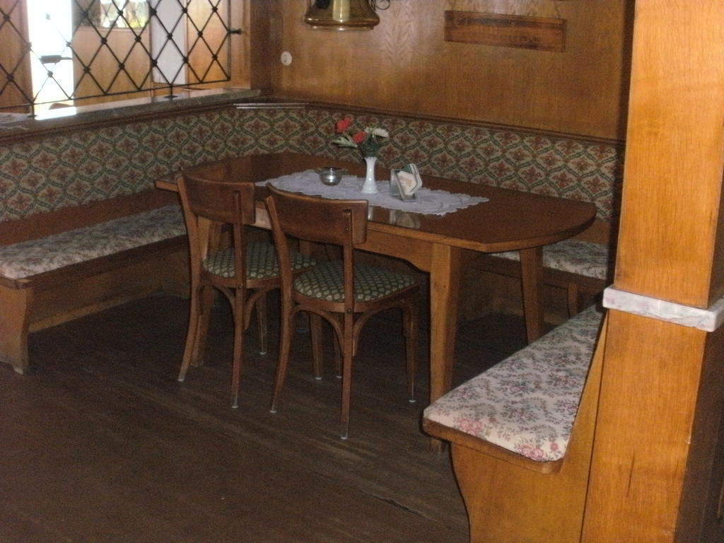 Landhotel Zum Schiff Laurenburg Bagian luar foto
